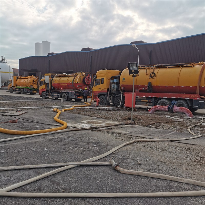 龙泉污水池清理