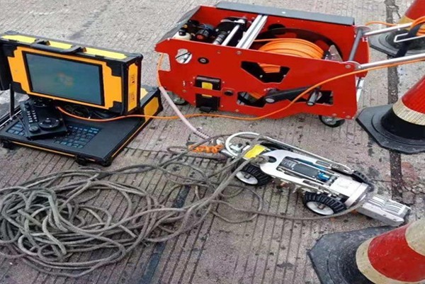 龙泉CCTV管道检测机器人